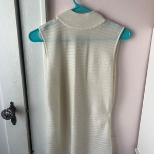 Dana Buchman Cream Halter Top